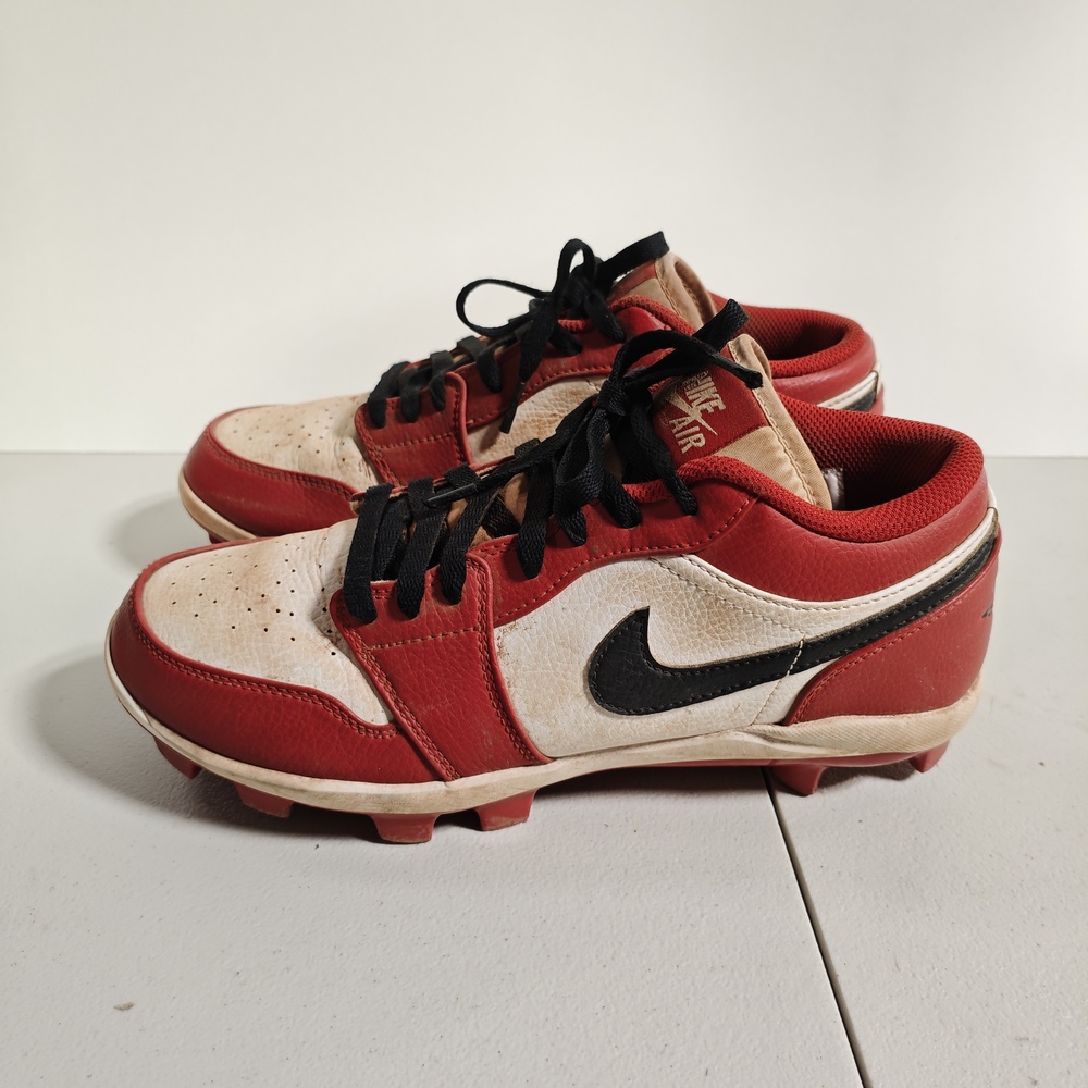 Jordan Air Jordan 1 Low Shoes Mens Size 8 Red White Football Cleats CJ9744-611